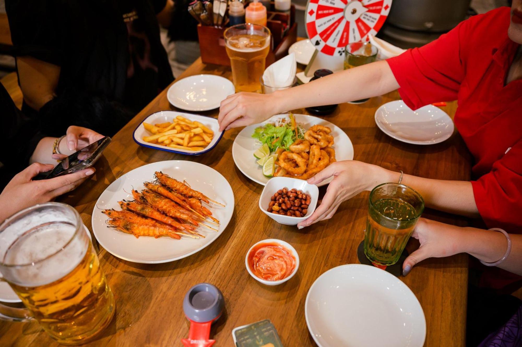 Wink Hotel Can Tho Ninh Kieu Wharf - 24Hrs Stay & Rooftop Pool Bar Exteriör bild