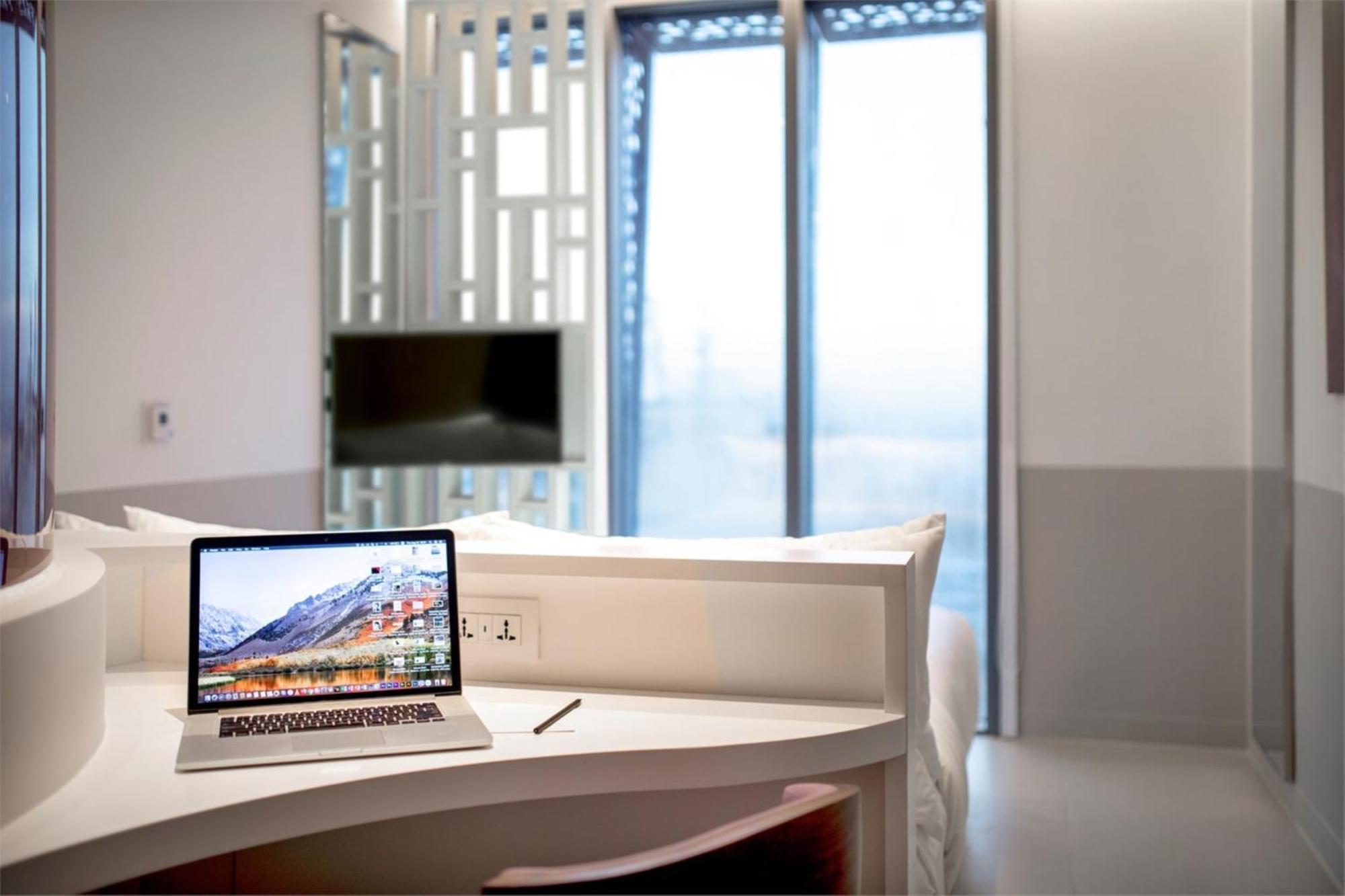 Wink Hotel Can Tho Ninh Kieu Wharf - 24Hrs Stay & Rooftop Pool Bar Exteriör bild